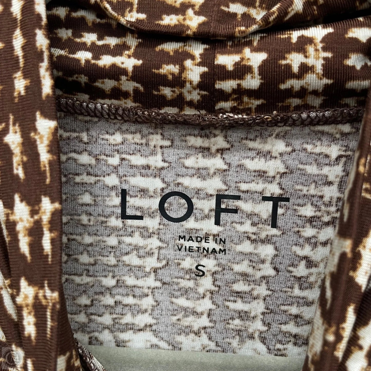 Top Long Sleeve By Loft In Brown, Size: S