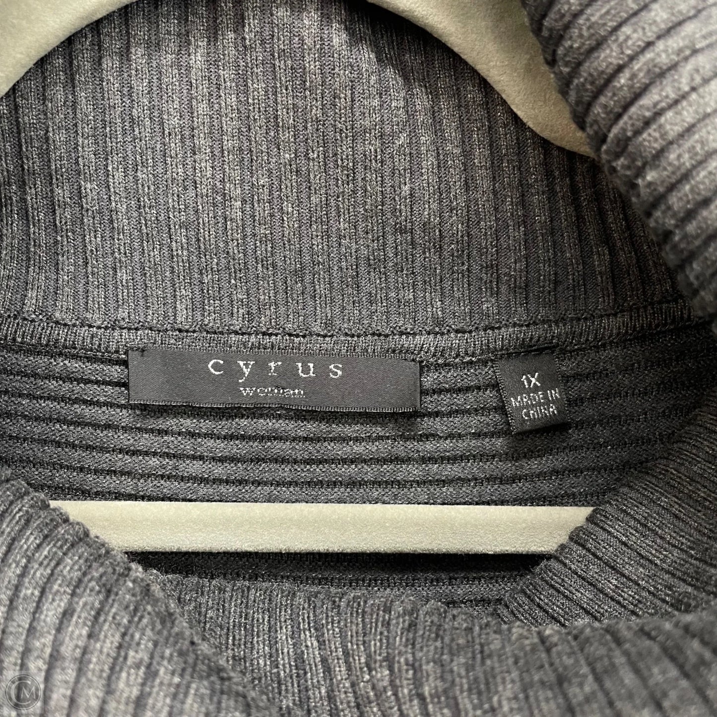 Sweater By Cyrus Knits In Grey, Size: 1x