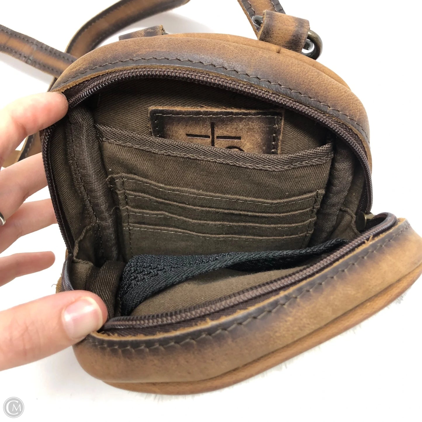 Crossbody Leather By Cmc, Size: Small