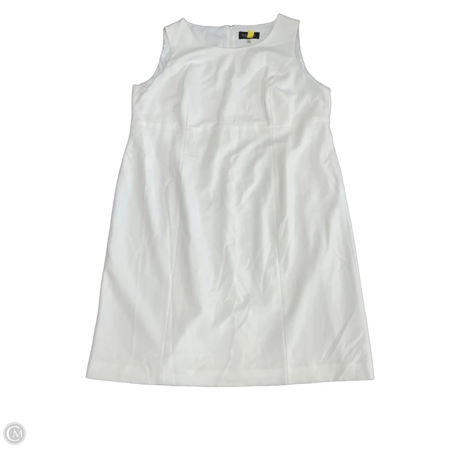 Dress Casual Short By Evan-picone In White, Size: 22