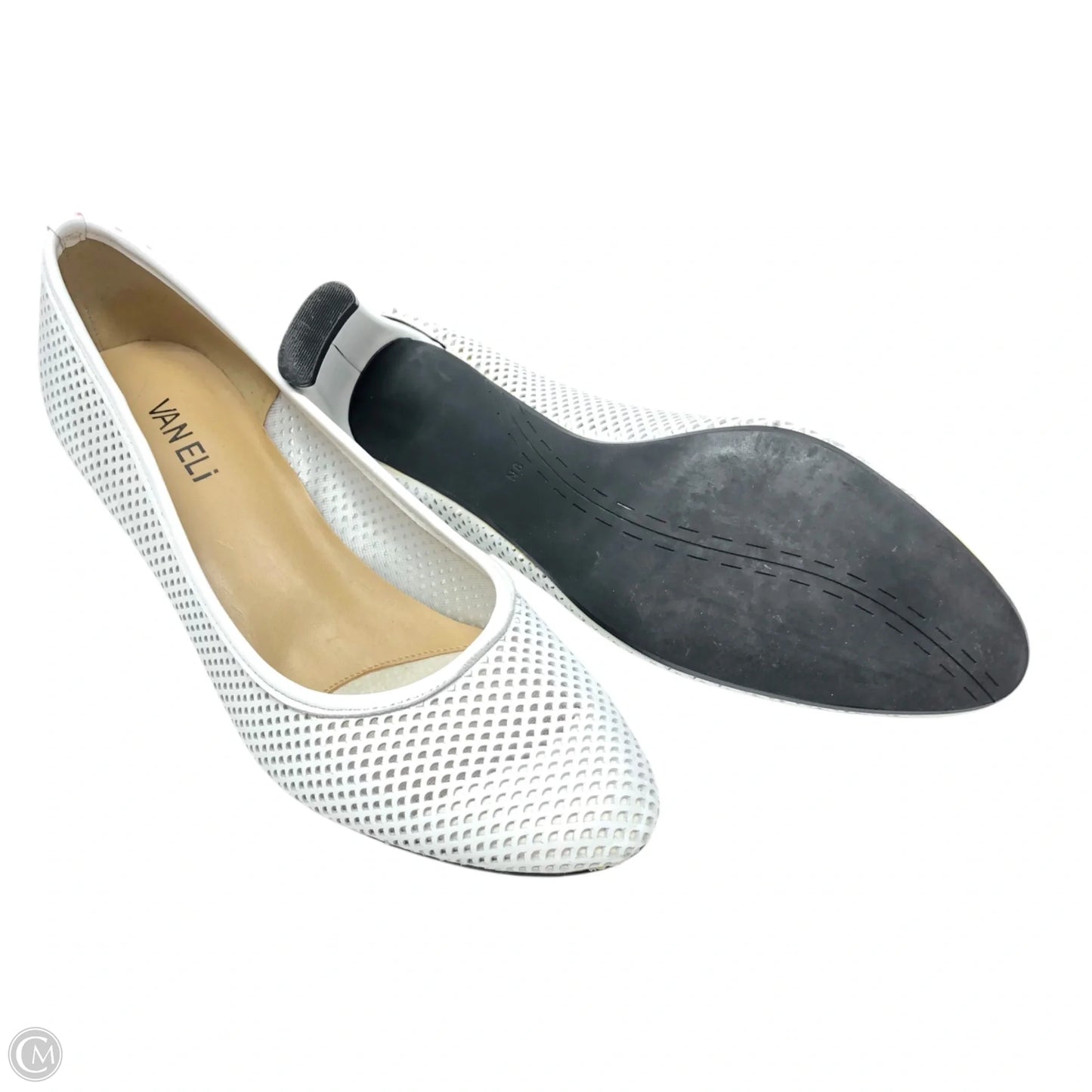 Shoes Heels Kitten By Vaneli In White, Size: 9