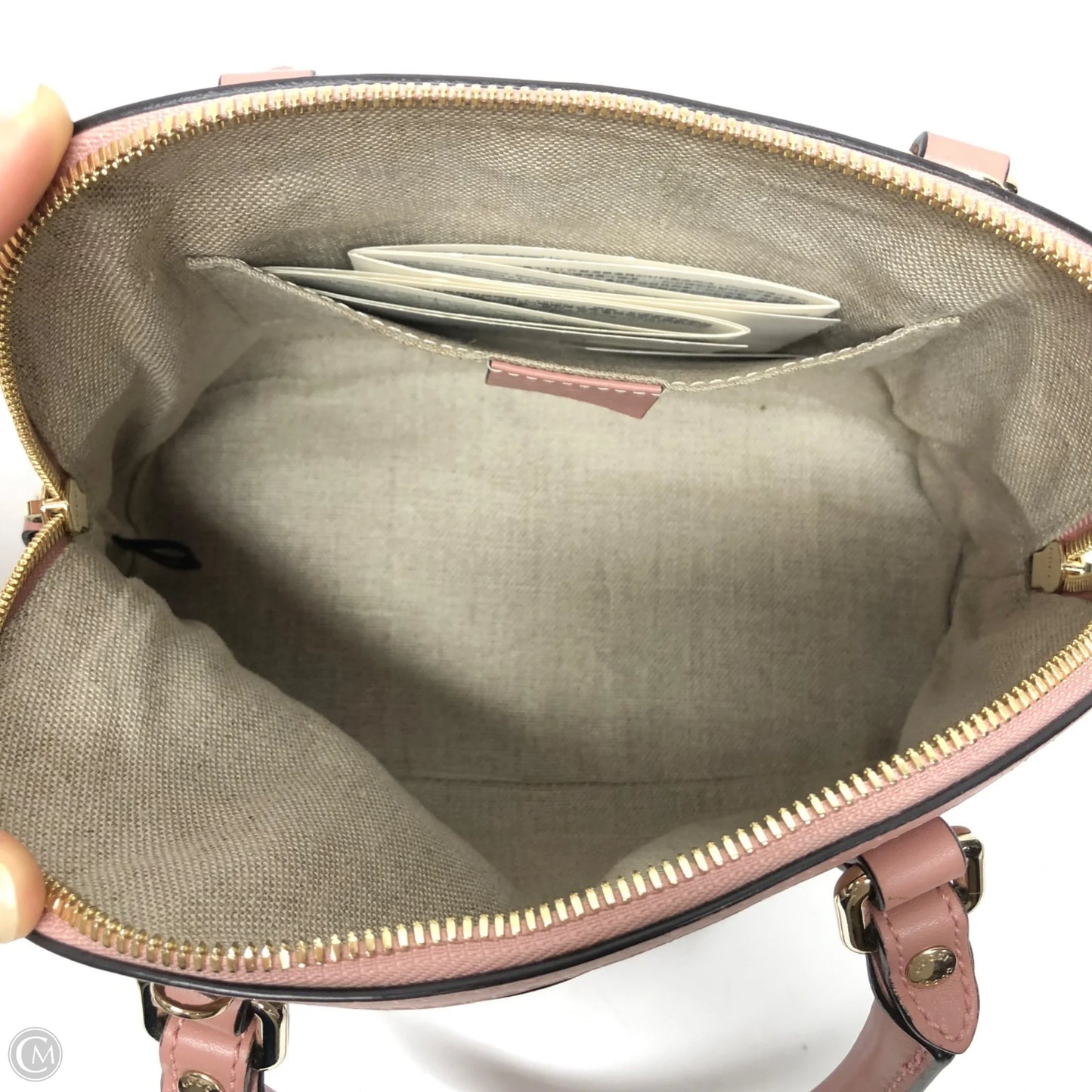 Handbag Luxury Designer By Gucci, Size: Small