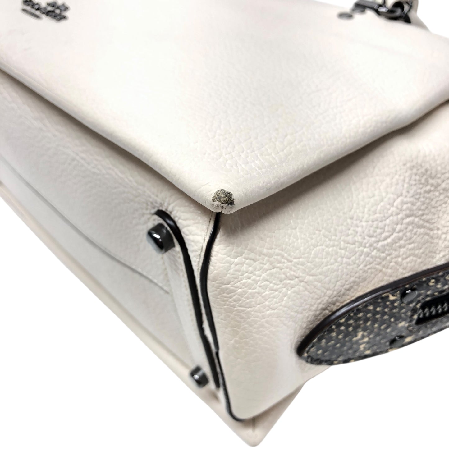 Handbag Designer By Coach, Size: Medium