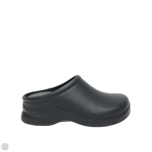 Shoes Flats By Clothes Mentor In Black, Size: 9
