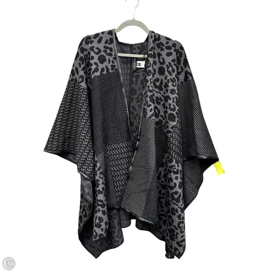 Shawl By Ming Wang In Grey, Size: Osfm
