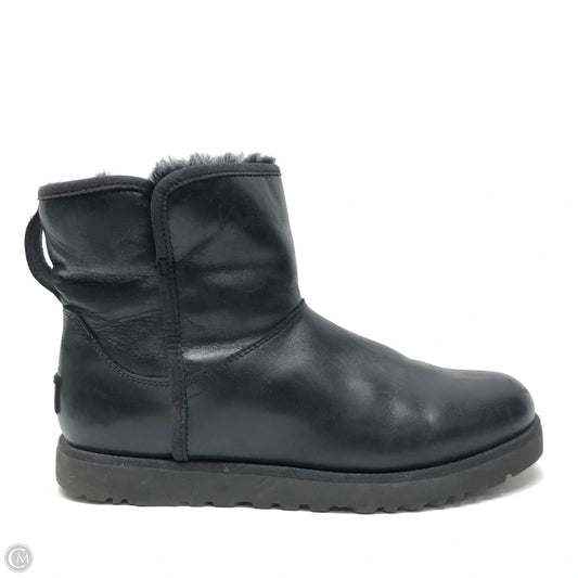 Boots Designer By Ugg In Black, Size: 9