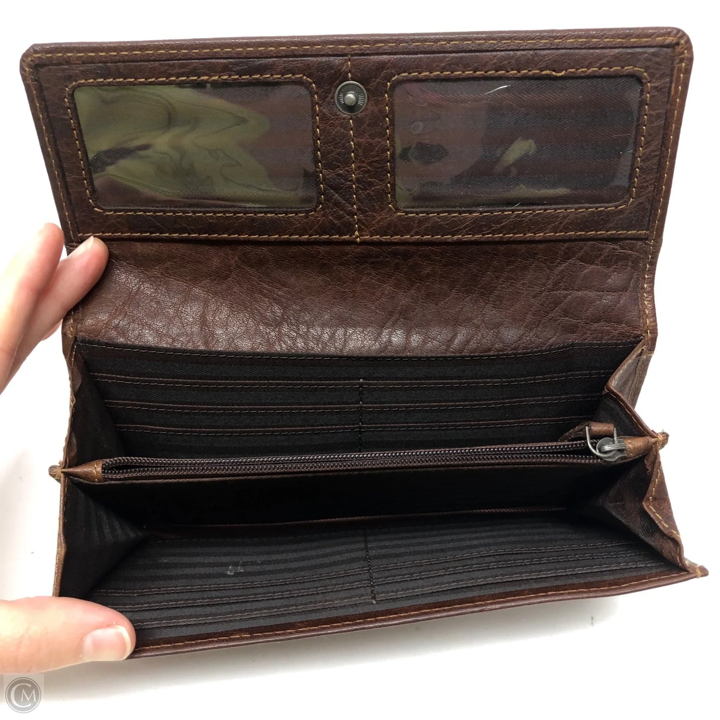 Wallet Leather By Clothes Mentor, Size: Medium