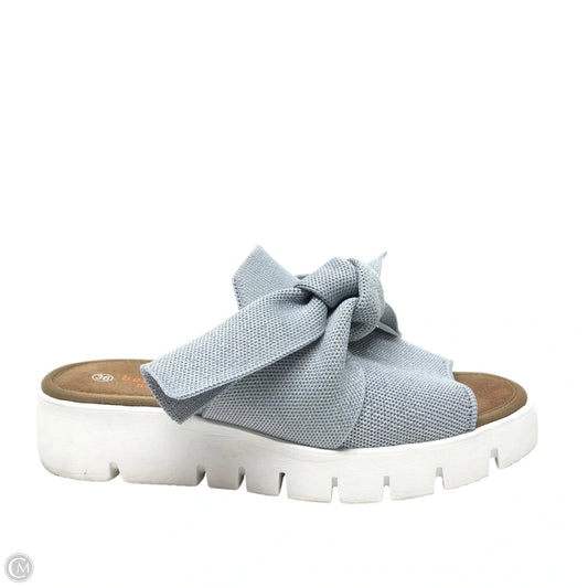 Sandals Heels Wedge By Bernie Mev In Grey, Size: 6