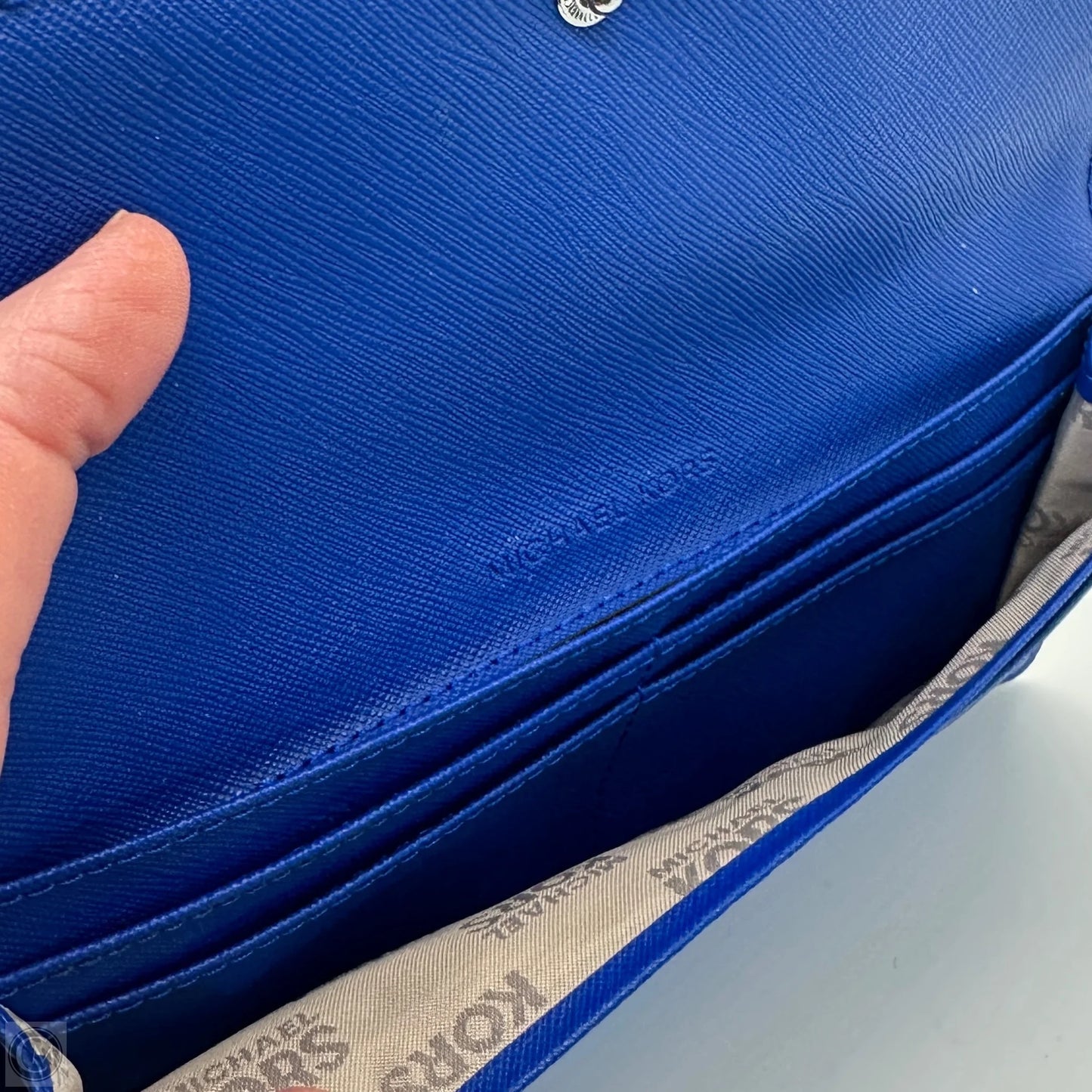 Wallet Leather By Michael By Michael Kors, Size: Medium