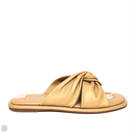 Sandals Flats By J Slides In Tan, Size: 6.5