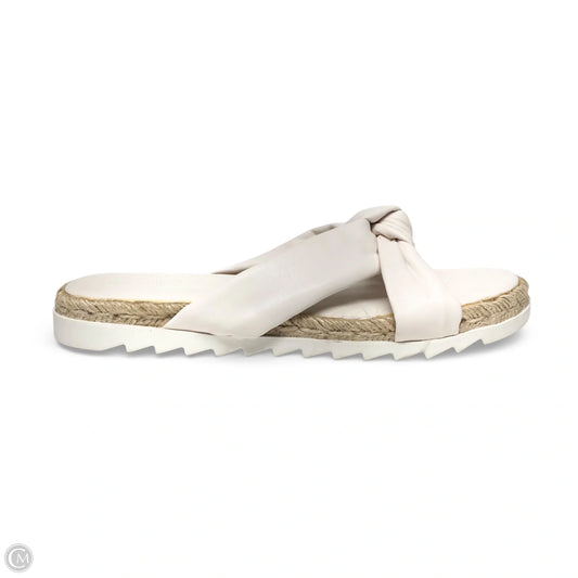 Sandals Flats By Universal Thread In Cream, Size: 8.5