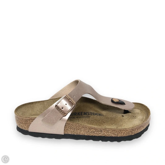 Sandals Flats By Birkenstock In Rose Gold, Size: 6