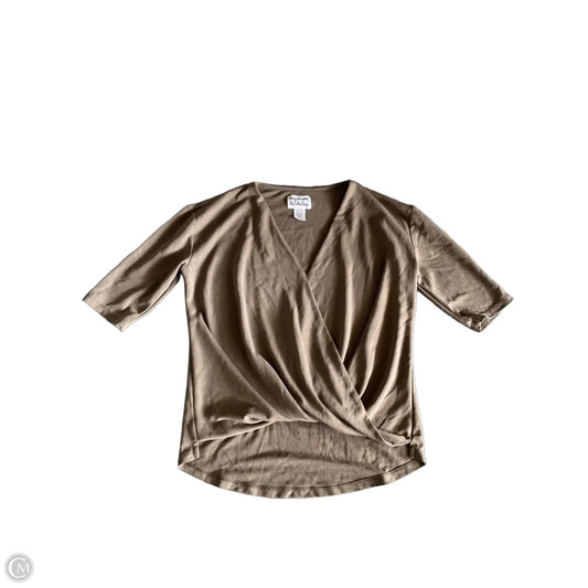 Top Short Sleeve By Clothes Mentor In Taupe, Size: M