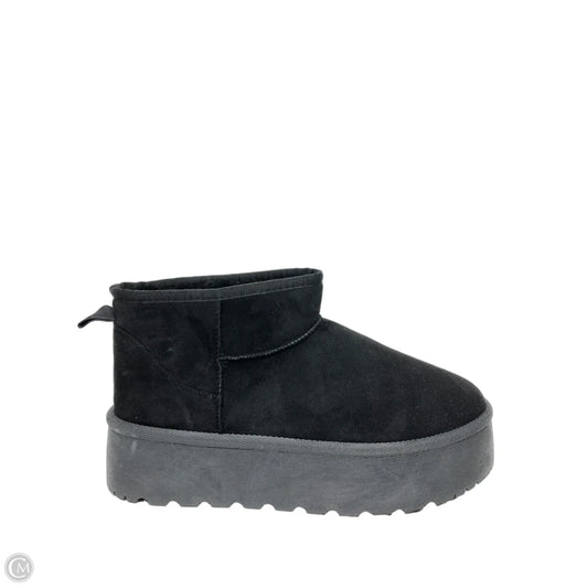 Boots Ankle Flats By Cmf In Black, Size: 8.5