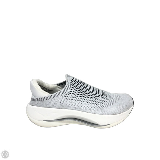 Shoes Athletic By Nike In Silver, Size: 9