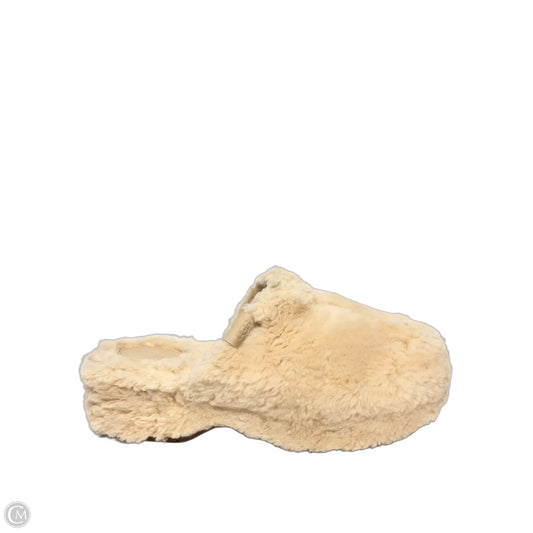 Slippers By Ugg In Beige, Size: 10