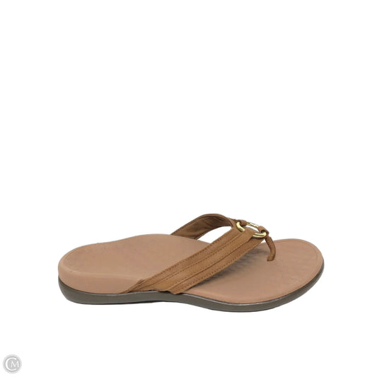 Sandals Flats By Vionic In Brown, Size: 8