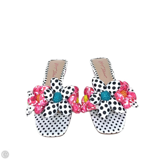 Sandals Flats By Betsey Johnson In Multi-colored, Size: 7