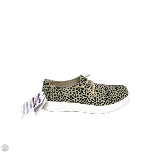Shoes Sneakers By Bobs In Animal Print, Size: 7
