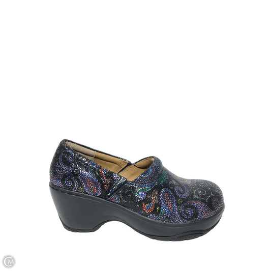 Shoes Heels Wedge By Clothes Mentor In Black, Size: 7.5