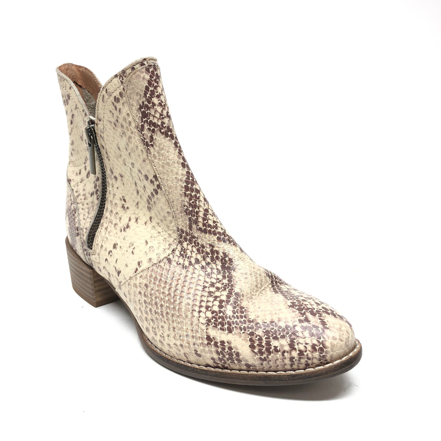 Boots Ankle Heels By Seychelles In Snakeskin Print, Size: 8.5