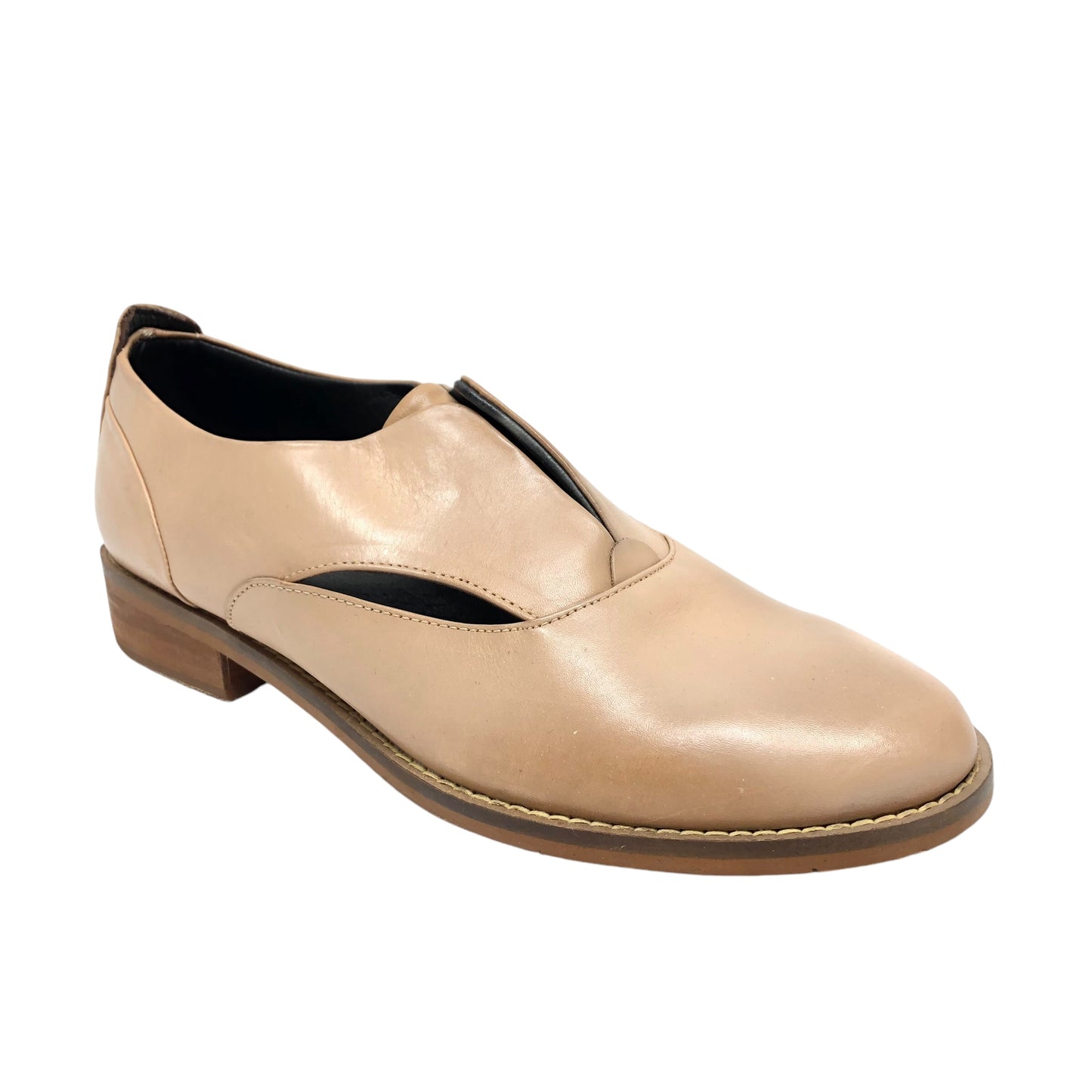 Shoes Flats By Clothes Mentor In Tan, Size: 9