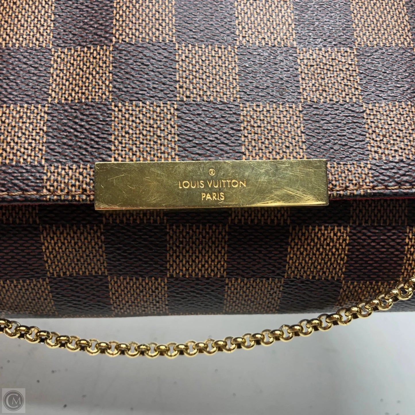 Crossbody Luxury Designer By Louis Vuitton, Size: Medium