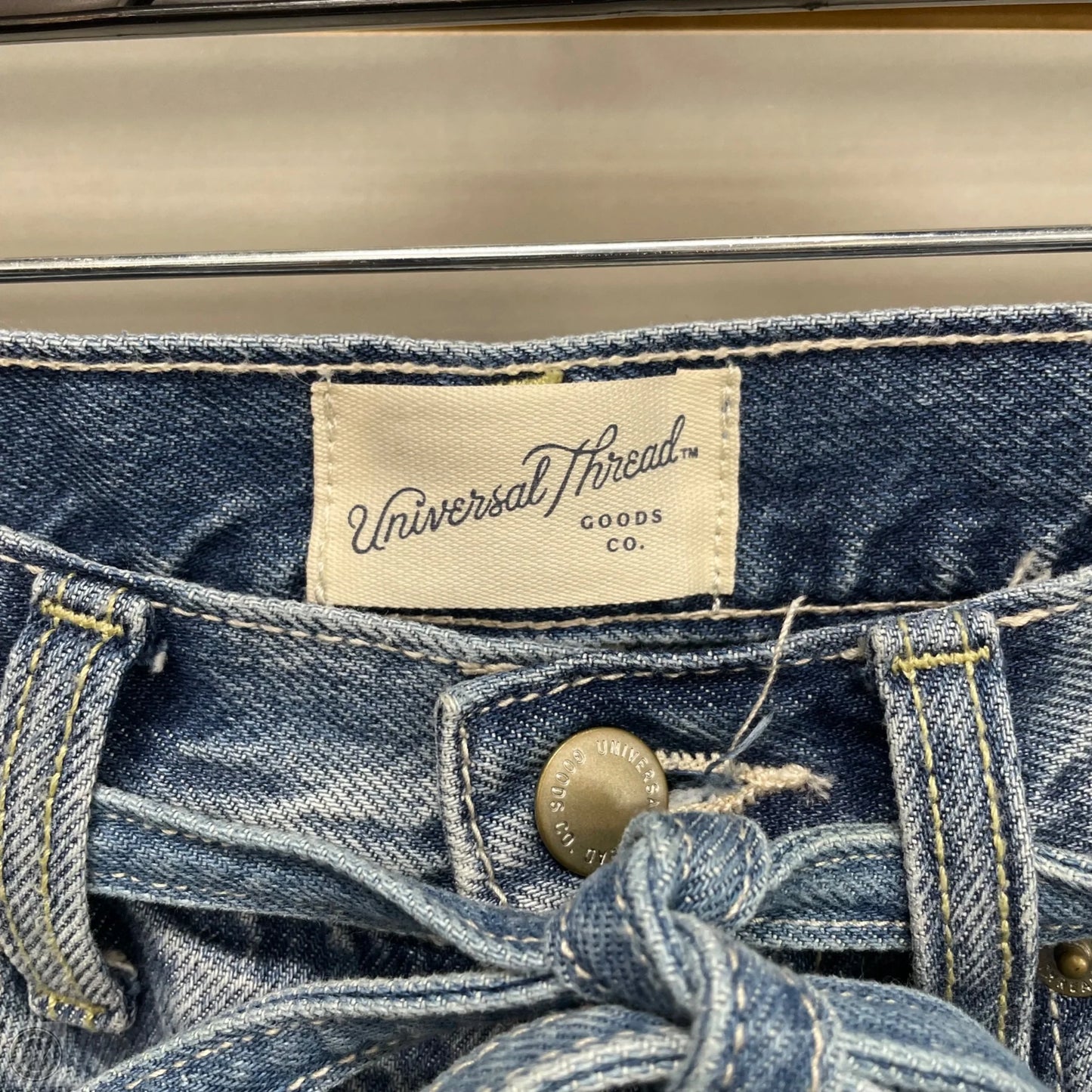 Jeans Boyfriend By Universal Thread In Blue Denim, Size: 4