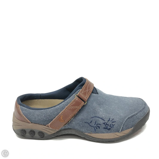 Shoes Flats By Clothes Mentor In Blue, Size: 8