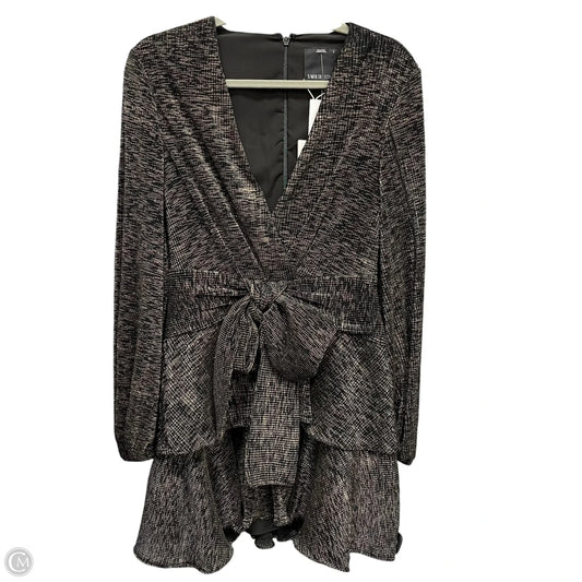 Dress Casual Short By Cmb In Black & Gold, Size: S