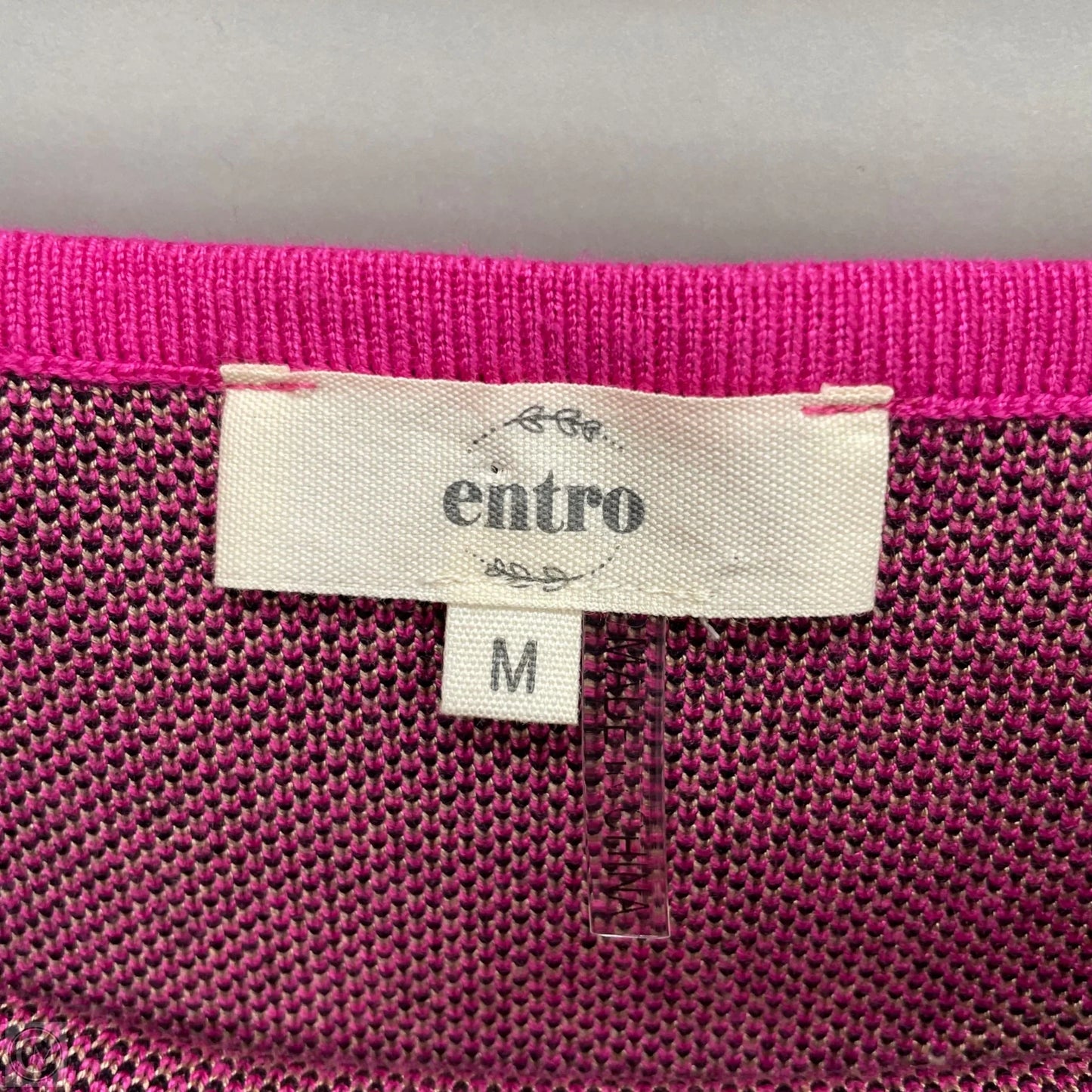 Top Short Sleeve By Entro In Pink, Size: M