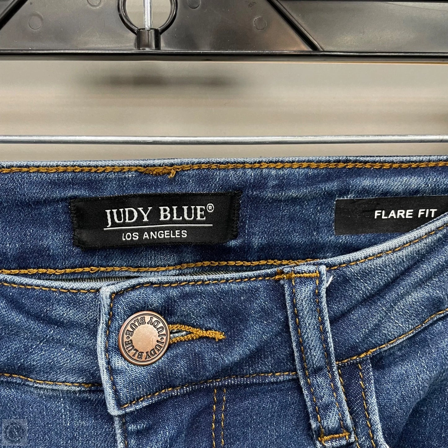 Jeans Flared By Judy Blue In Blue Denim, Size: 6