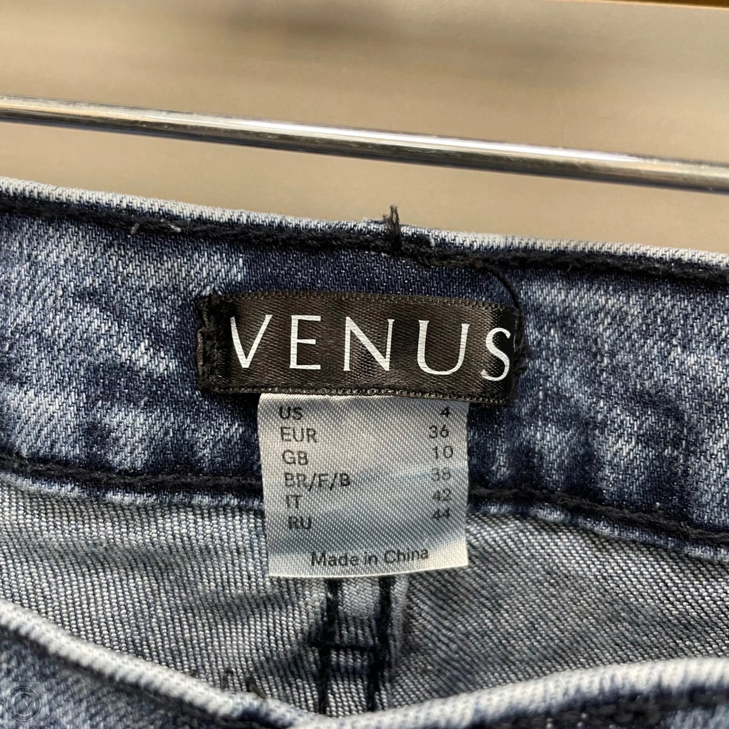 Jeans Flared By Venus In Blue Denim, Size: 4