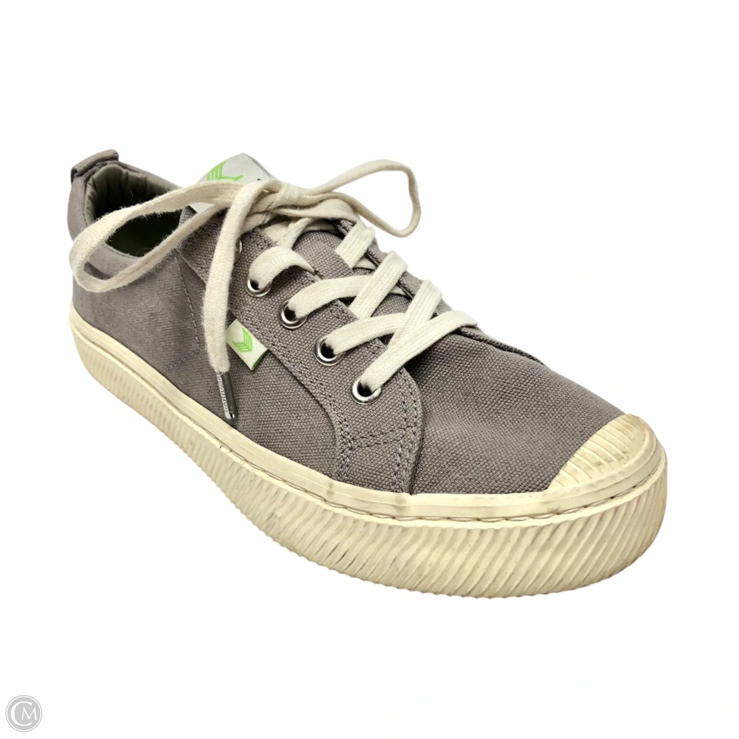 Shoes Sneakers By Cariuma In Grey, Size: 8.5