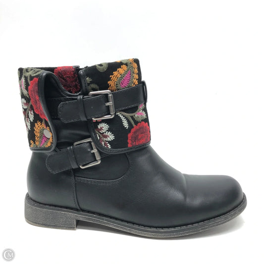 Boots Ankle Flats By Just Fab In Black, Size: 8