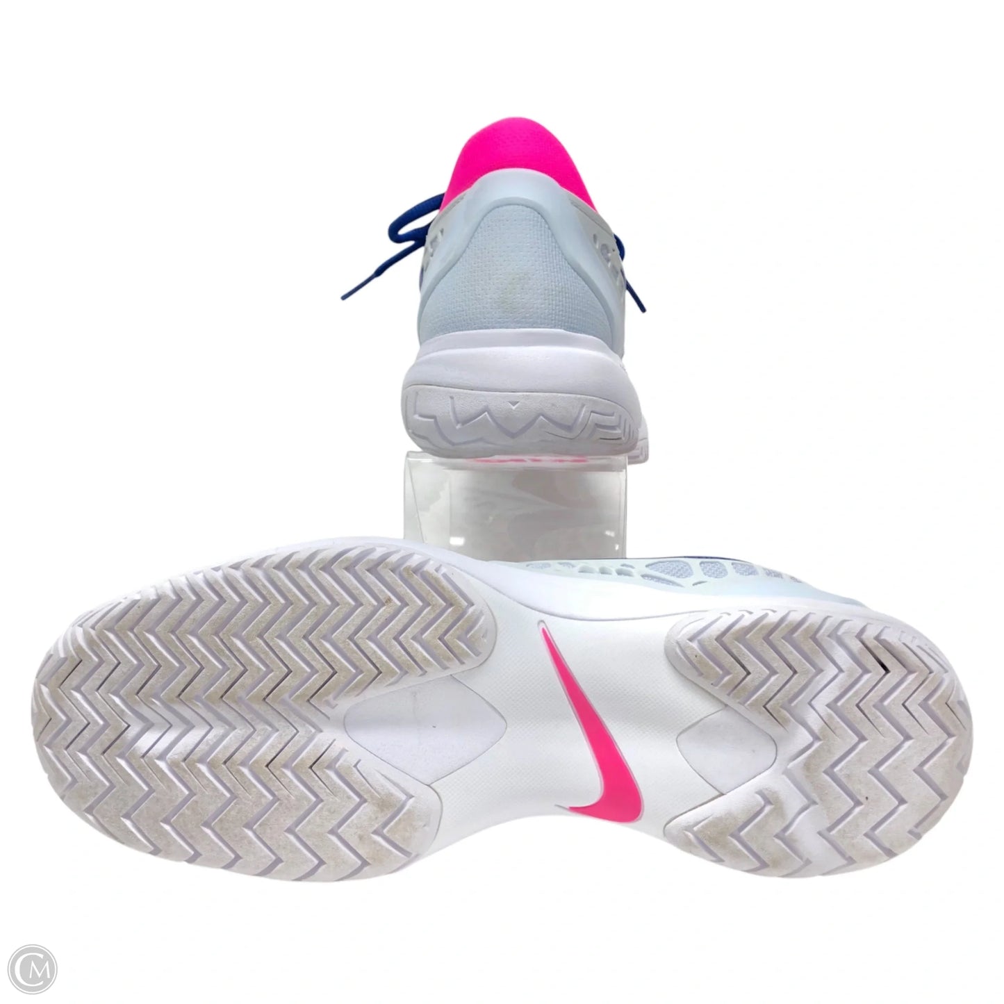 Shoes Athletic By Nike In Grey & White, Size: 10