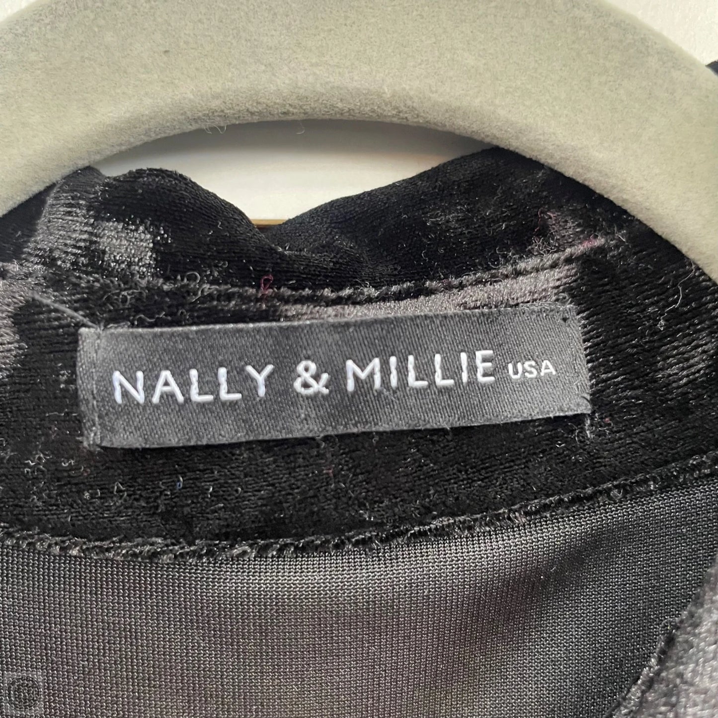 Blouse Long Sleeve By Nally And Millie In Black, Size: S