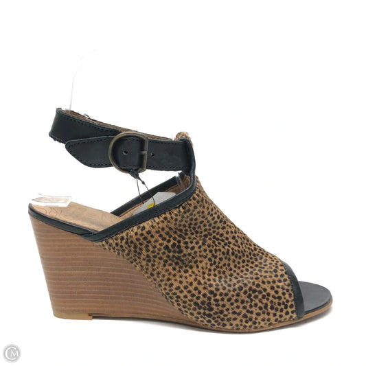 Sandals Heels Wedge By Anthropologie In Animal Print, Size: 7