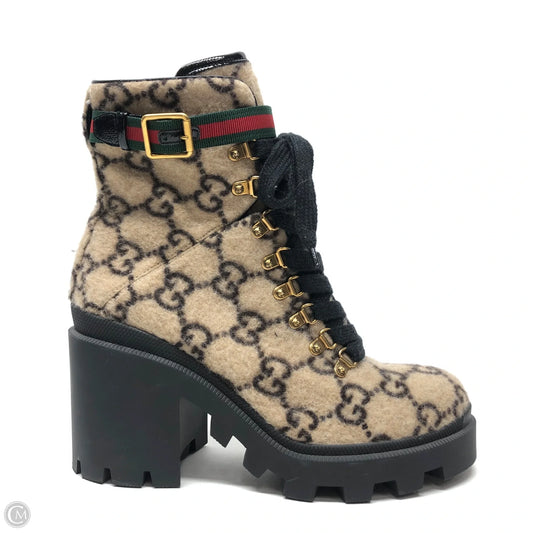 Boots Luxury Designer By Gucci In Black & Cream, Size: 11