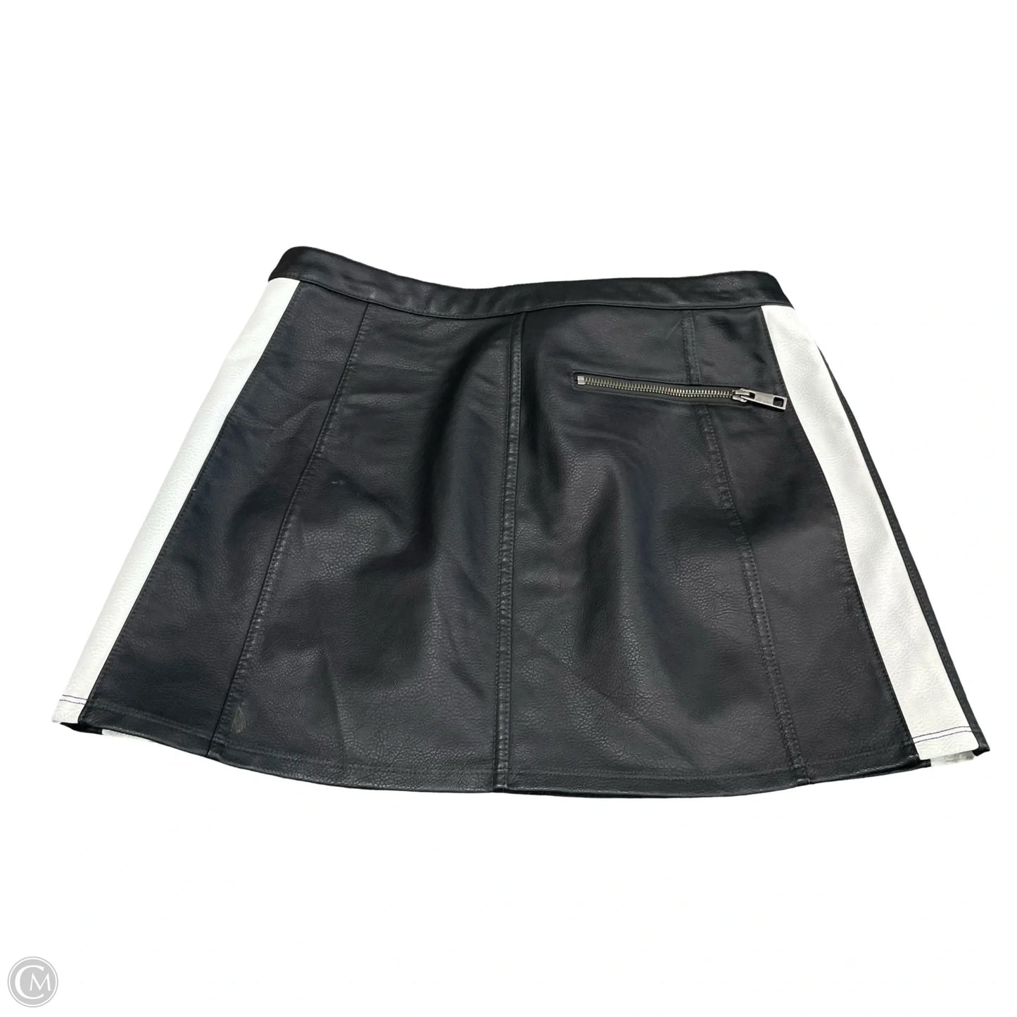 Skirt Mini & Short By Wild Fable In Black, Size: M