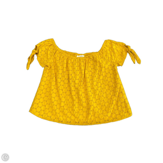 Top Short Sleeve By Universal Thread In Yellow, Size: S