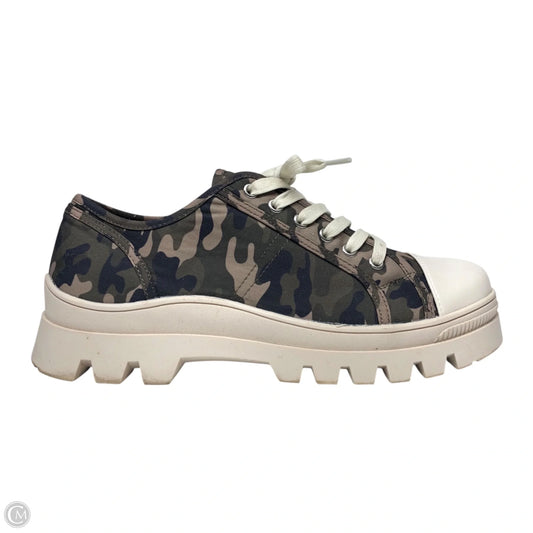 Shoes Sneakers By Cato In Camouflage Print, Size: 12