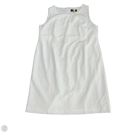 Dress Casual Short By Evan-picone In White, Size: 22
