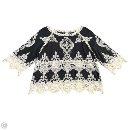 Top Short Sleeve By Leo And Nicole In Black & White, Size: M