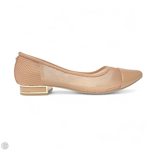 Shoes Flats By Jones New York In Cream, Size: 10