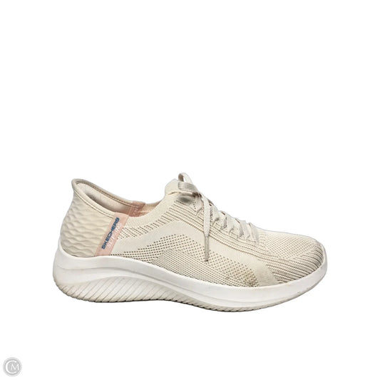 Shoes Athletic By Skechers In Cream, Size: 9