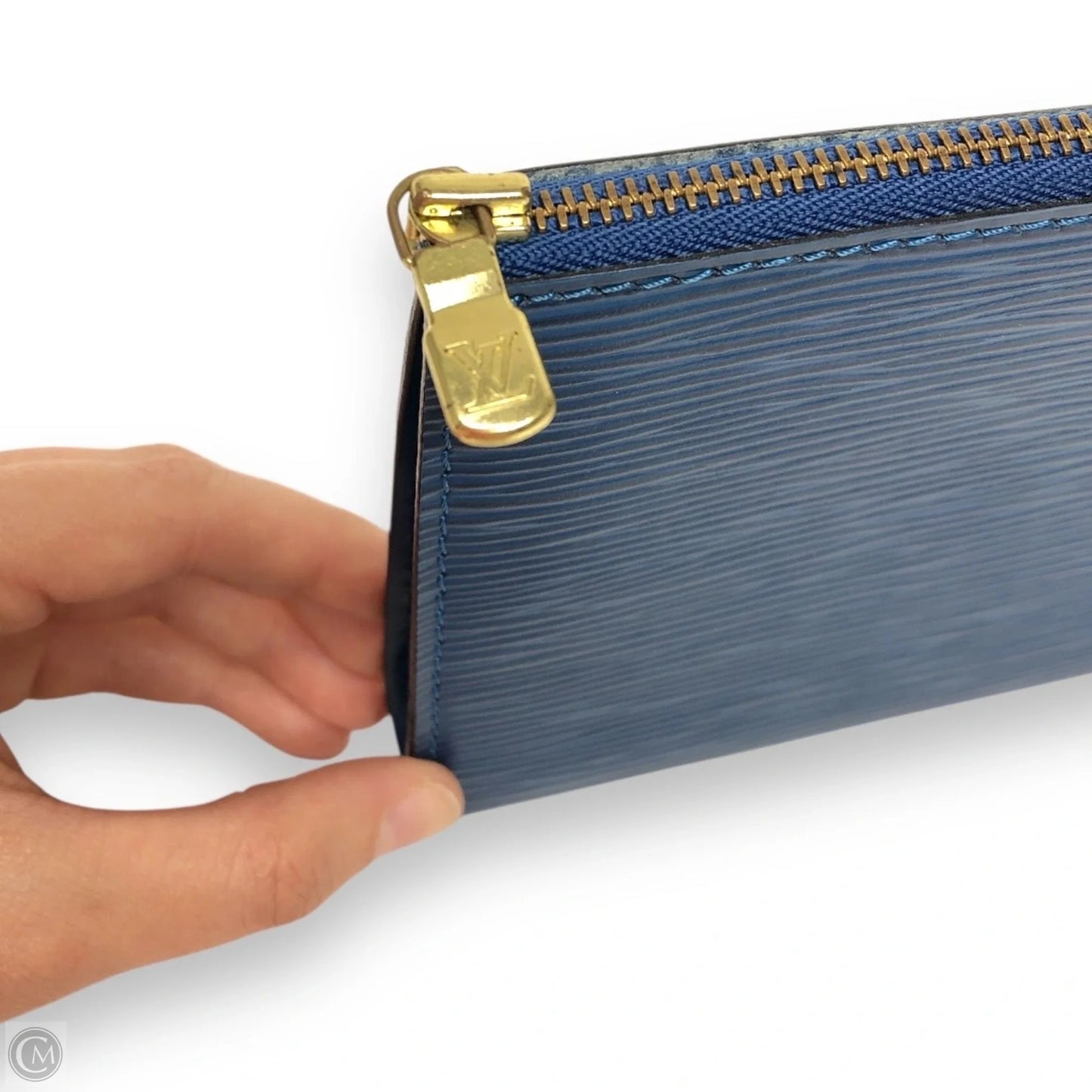 Clutch Luxury Designer By Louis Vuitton, Size: Medium