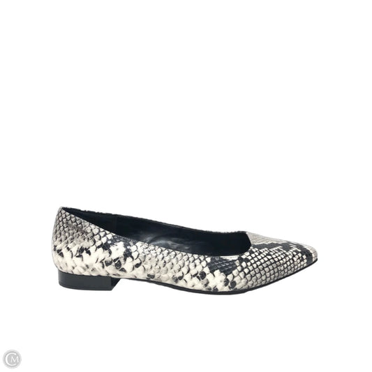 Shoes Flats By Calvin Klein In Snakeskin Print, Size: 9.5