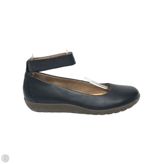 Shoes Flats By Clarks In Black, Size: 8.5