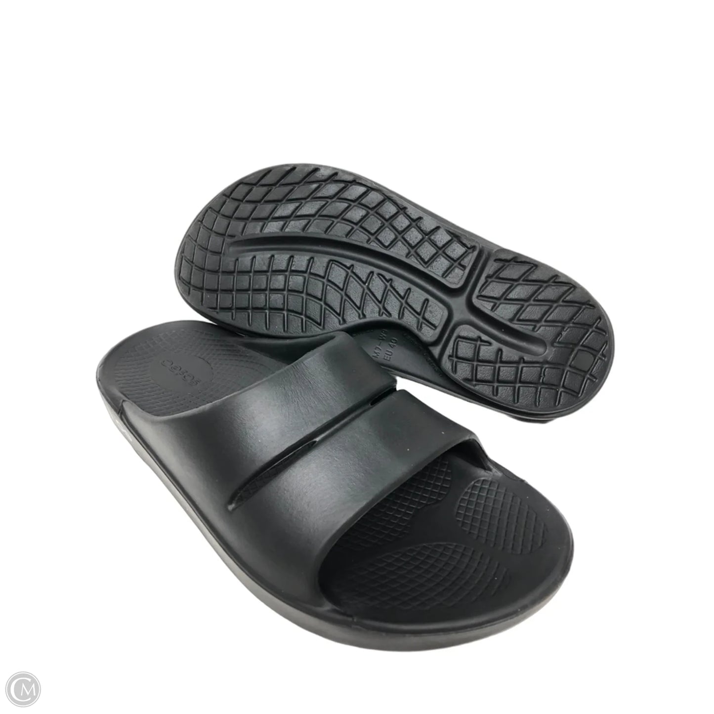 Sandals Flats By Oofos In Black, Size: 9